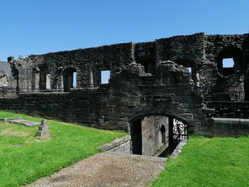 Stirling: Daily Guided Walking Tour with a Local Guide - Cowanes Trust: a pause that adds the human side