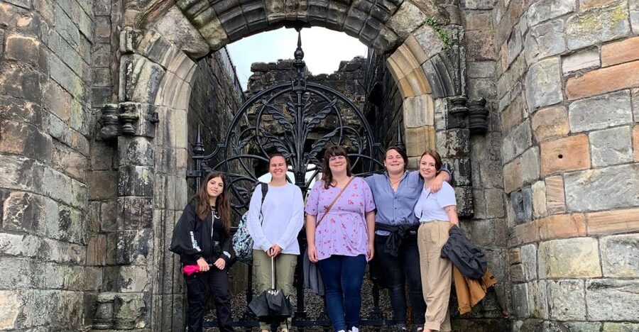 Stirling: Private Old Town & Castle Walking Tour - Stirling Castle Esplanade to the ticket desk, without the stress