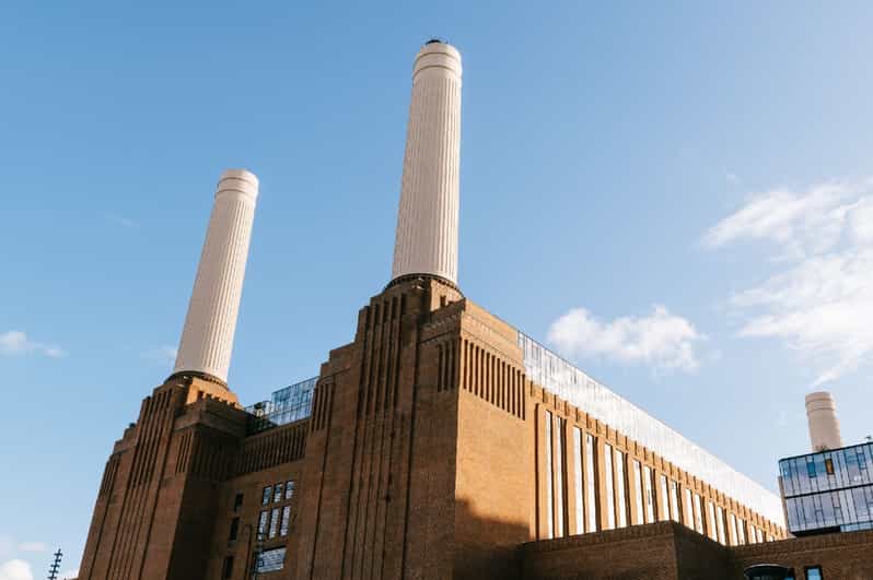 The Chimney Lift at Battersea Power Station - Interactive energy exhibits and the Infinity Room countdown