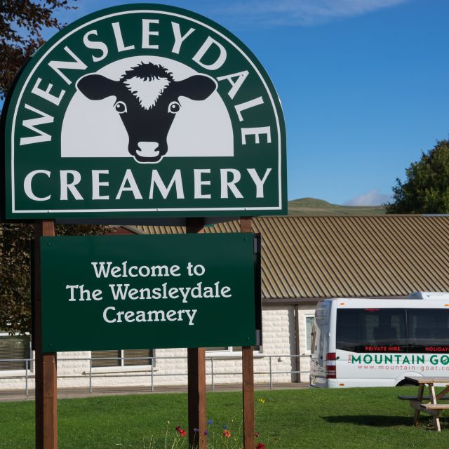 The Yorkshire Dales Tour from York - Scenic Winding Passes and Photo Breaks