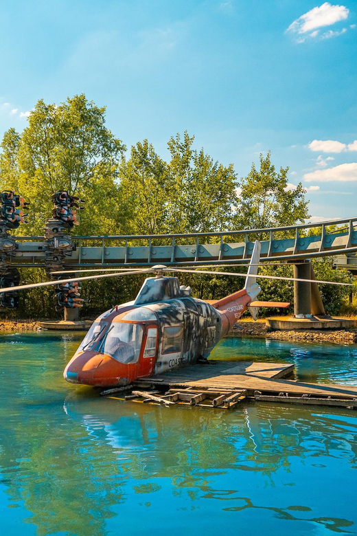 THORPE PARK Resort: Entrance Ticket - Getting in fast at the turnstiles with your e-tickets