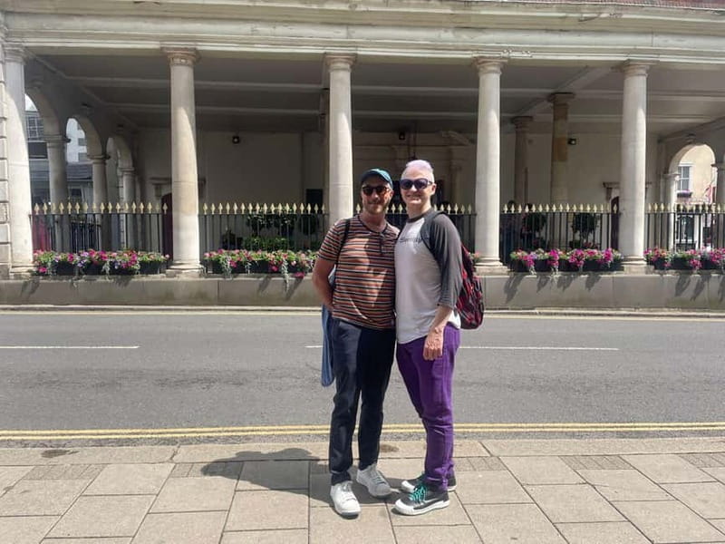 Windsor Town Daily Walking Tour (11am & 2pm) - Starting at Windsor Guildhall, then finding your bearings fast