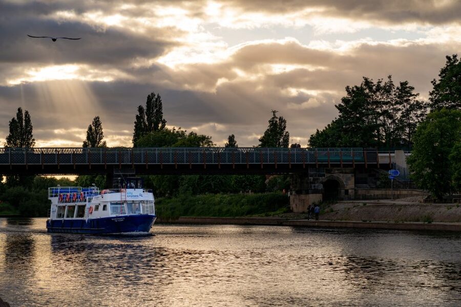 York: 60-Minute 'Happy Hour' Cruise For All Ages - Why a 60-minute Happy Hour cruise works in York