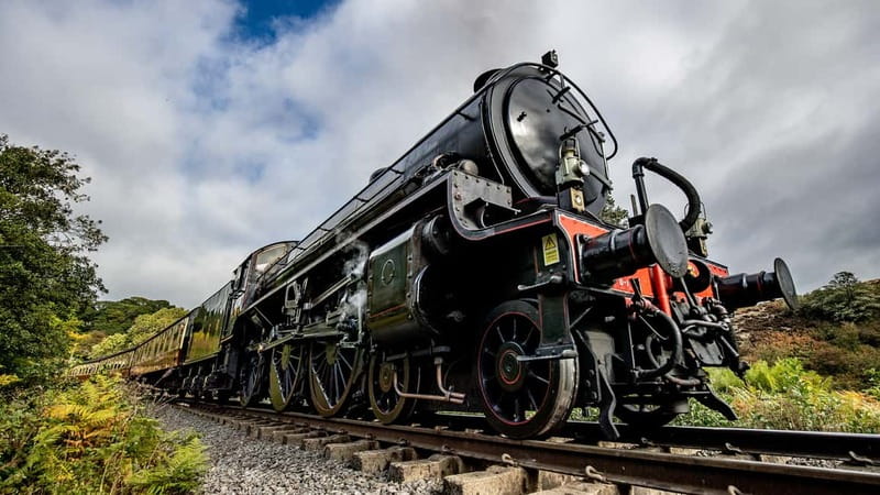 York City Pass: Access 30 Attractions for One Great Price - Getting around and staying sane: shoes, walking time, and bus tours