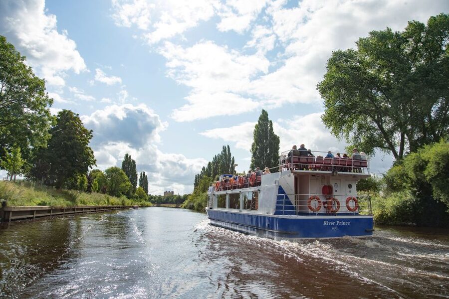 York: Daytime Sightseeing Boat Cruise with Live Commentary - Key Points That Make This Cruise Worth Your Hour
