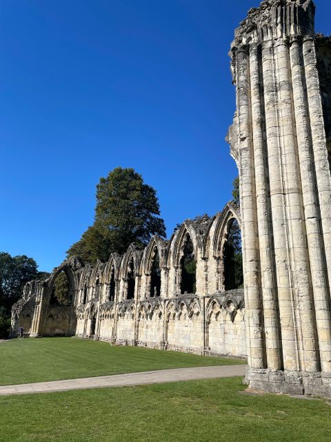 York: J&M’s City Sightseeing and History Walking Tour - King’s Square, the Shambles, and Merchant Adventurers’ Hall: how York made money and moved it