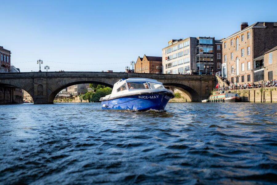 York: Self-Steer Boat Rental - Skipper Your Own Boat on the River Ouse