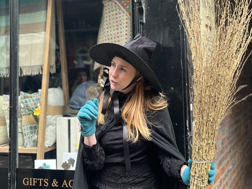 York: Witches and History Old Town Walking Tour - St Crux Church, Petergate, and Swinegate: street names that hold clues