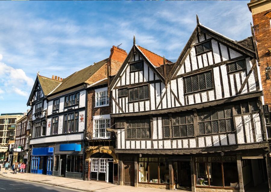 York: Witches and History Old Town Walking Tour - Starting at Whip-Ma-Whop-Ma-Gate: get oriented fast